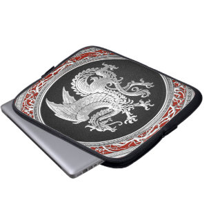 [300] IJslandse draak, Landvætir [Silver] Laptop Sleeve