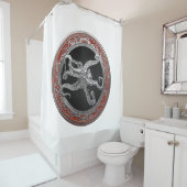 [300] Sacred Silver Octopus in Defensief Posture Douchegordijn (In situ)