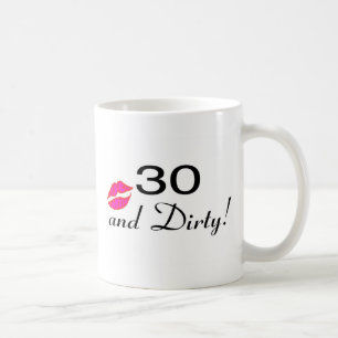 30 en vuile spoelen koffiemok