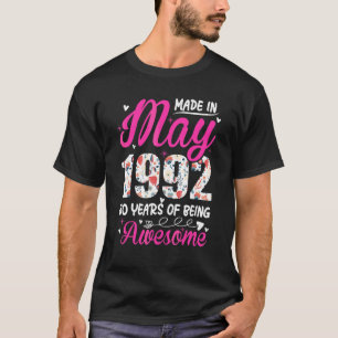 30e verjaardag Geweldige sinds mei 1992 Floral T-shirt