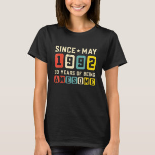 30e verjaardag Geweldige sinds mei 1992 Vintage 1 T-shirt