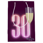 30e verjaardag Neon Sign with Wine Medium Cadeauzakje (Voorkant)