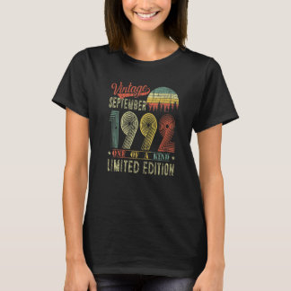 30e verjaardag Vintage september 1992 30 jaar oud T-shirt