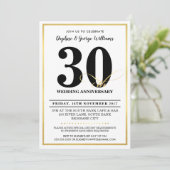 30ÈME ANNIVERSAIRE DE MARIAGE invitations stylées  (Debout devant)