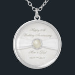 30ème collier d'anniversaire de mariage de damassé<br><div class="desc">Les images d'un Digitalbcon conçoivent comporter une couleur de perle de satin et et le thème de conception de damassé avec une série d'images, formes, motifs, styles et polices faits sur commande en ce collier un-de-un-aimable du 30ème "anniversaire de mariage de damassé". Cette conception attrayante et élégante vient complet avec...</div>