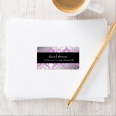 311-Damask Shimmer violet Étiquette (En situation)