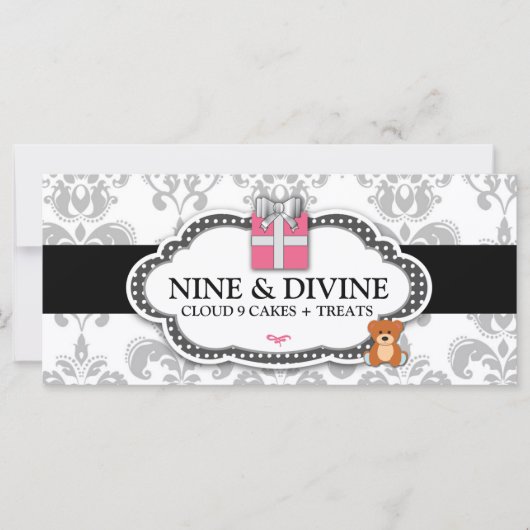 311 Divine Grey White Damask Gift Box & Teddy Bear (Voorkant)