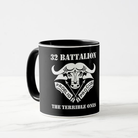 32 Battallion Mug Mok (Voorkant links)