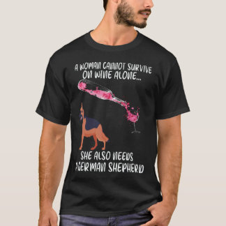 33 Een vrouw kan niet overleven op alleen wijn Ze T-shirt