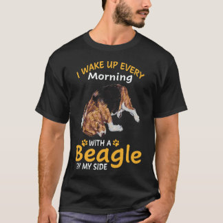33 Ik word elke ochtend wakker met een Beagle naas T-shirt