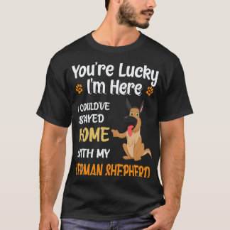 33 Je hebt geluk dat ik hier ben, ik had net zo go T-shirt