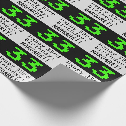 33e verjaardag - Nerdy / Geeky Style "33" en naam Cadeaupapier (Hoek)