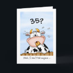 35e anniversaire - Carte humoristique avec vache s<br><div class="desc">Cette carte est merveilleuse pour envoyer Happy Birthday Wives à quelqu'un de spécial. La carte comporte une vache à l'allure mignonne et étonnante. Quelqu'un a 35 ans et la vache est choquée et surprise et envisage de publier ces informations sur les plateformes de médias sociaux.</div>