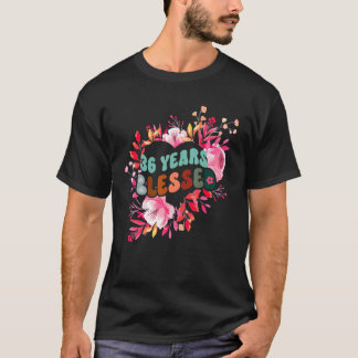 36 jaar geliefd bij de viering van de verjaardag v t-shirt