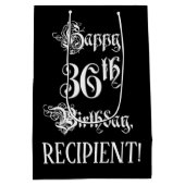 36e verjaardag: Fancy, elegant script + aangepaste Medium Cadeauzakje (Achterkant)