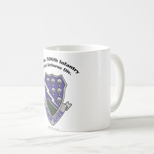 3-506th Tasses et Steins (Devant droit)