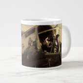 3 coups et une Mlle Mug (Devant droit)