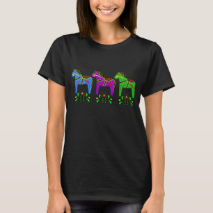 3 Dala Paarden, Scandinavisch kleurig folkpaard T-shirt