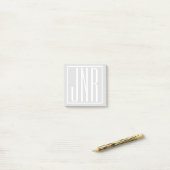 3 Initialen Monogram | Wit & zeer licht grijs Post-it® Notes (Op bureau)