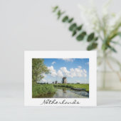 3 moulins et canal, carte postale blanche Pays-Bas (Debout devant)