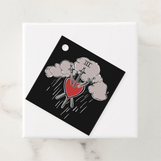 3 van Zwaarden Liefde Hart Tarot Illustratie Drie Bedankjes Labels (In situ)