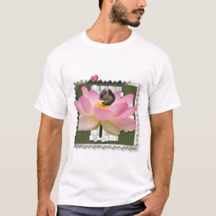 3D omlijst Adorable Baby Eekhoorn Op Bloem T-shirt