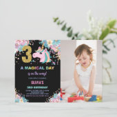 3e anniversaire Unicorn Anniversaire Invitations p (Debout devant)