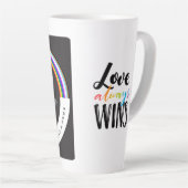 3e Fierté Camarillo Latte Mug (Angle droit)