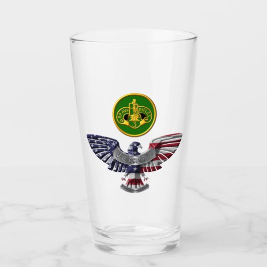 3e Tumbler en verre d'aigle du Régiment de cavaler (Devant)