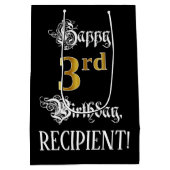 3e verjaardag ~ Fancy script; Faux Gold Kijk; naam Medium Cadeauzakje (Achterkant)