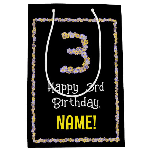 3e verjaardag: Floral Flowers Number, Custom Name Medium Cadeauzakje (Voorkant)