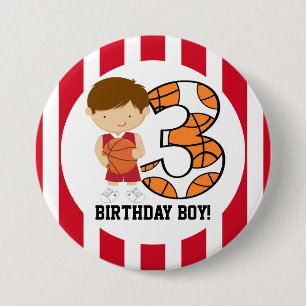 3e verjaardag Red en White Basketball Player v2 Ronde Button 7,6 Cm