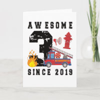 3e verjaardag van gift Firefighter Boy geboren in