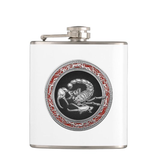 [400] Sacred Silver Scorpion op zwart Heupfles (Voorkant)