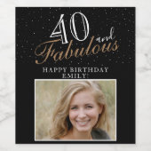 40 en Fabulous Elegant Script Photo 40th Birthday Wijn Etiket (Enkel label)