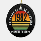 40 jaar oude cadeauretro 1982 Limited Edition 40th Keramisch Ornament (Links)