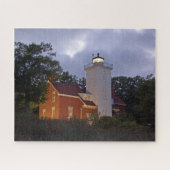 40 Mile Point Lighthouse bij schemering Legpuzzel (Horizontaal)