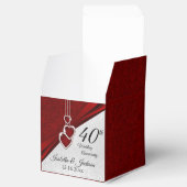 40e Jubileum van Ruby Red en White Bedankdoosjes (Geopend)