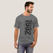 40e verjaardag geeft 40 jaar oude Retro Legend sin T-shirt (Voorkant volledig)