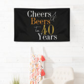 40e verjaardag Proost en bieren Zwart Goud Party Spandoek (Insitu)