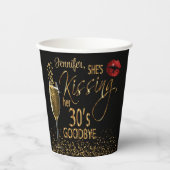 40e verjaardag - Ze kust haar 30's vaarwel Papieren Bekers (Voorkant)