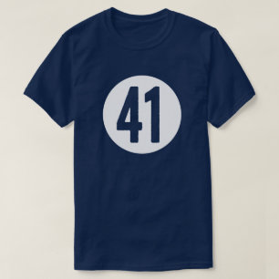 #41 in een T-shirt met ronde cirkel
