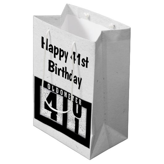 41e Birthday Black Odometer Medium Cadeauzakje (Voorkant Gekanteld)