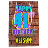 41e verjaardag: Leuk, Urban Graffiti geïnspireerd  Medium Cadeauzakje (Voorkant)