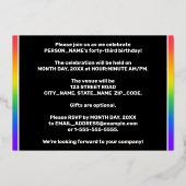 43e verjaardag: vun, kleurrijk regenboogpatroon folie uitnodiging (Achterkant)