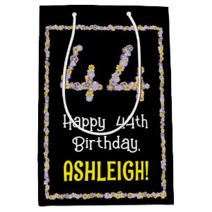 44e verjaardag: Floral Flowers Number, Custom Name Medium Cadeauzakje