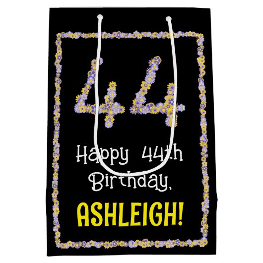 44e verjaardag: Floral Flowers Number, Custom Name Medium Cadeauzakje (Achterkant)