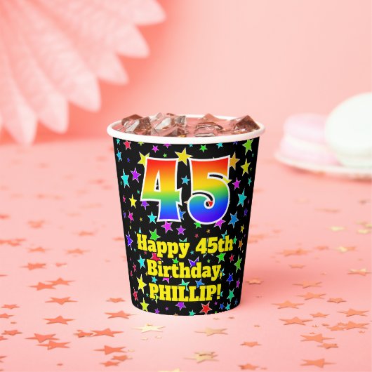 45e verjaardag: Fun Stars Pattern en Rainbow 45 Papieren Bekers (Insitu)