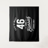 46 jaar oud - 46ste verjaardag Grappig Cadeau Wandkleed (Voorkant)