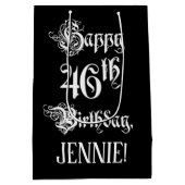 46e verjaardag: Fancy, elegant script + aangepaste Medium Cadeauzakje (Achterkant)